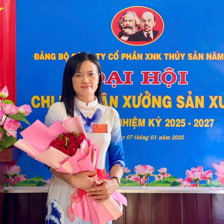 Đảng viên Phương Anh với một tấm thẻ – hai hành trình