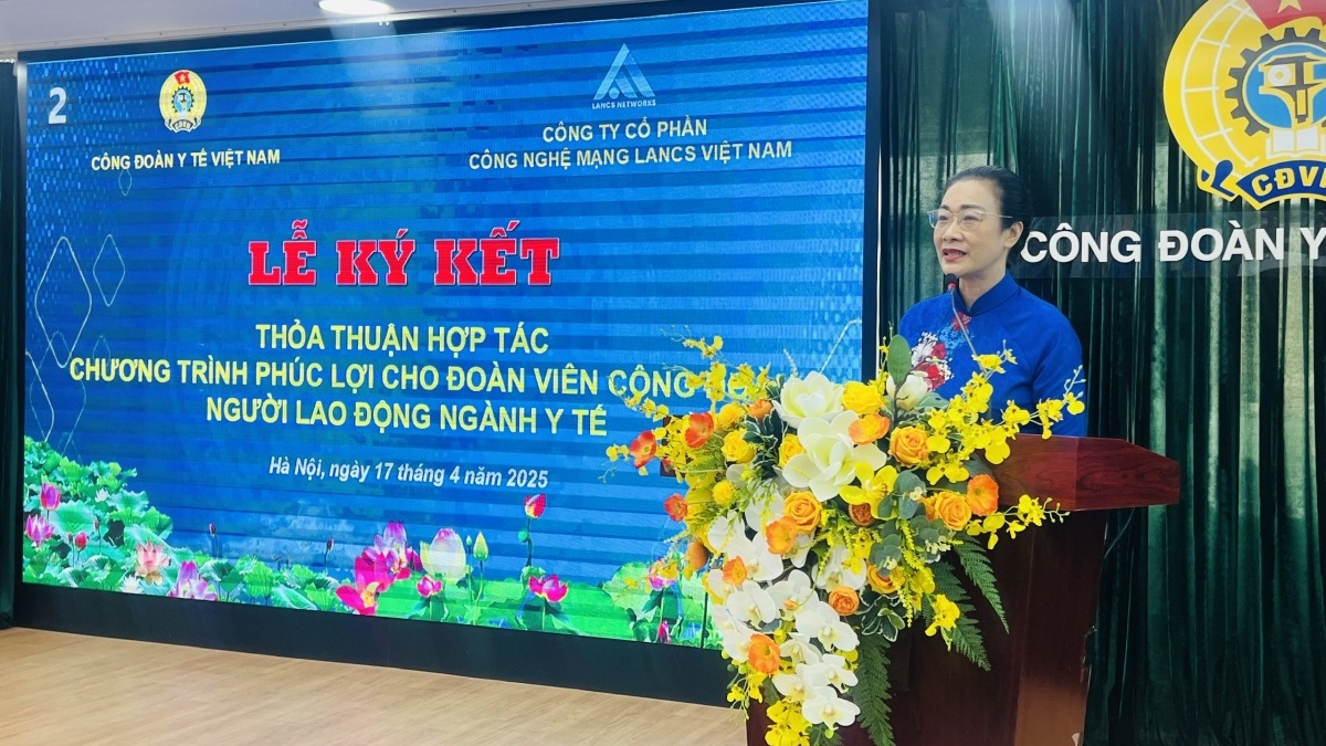 Đồng hành thiết thực với “blouse trắng” vùng sâu, vùng xa