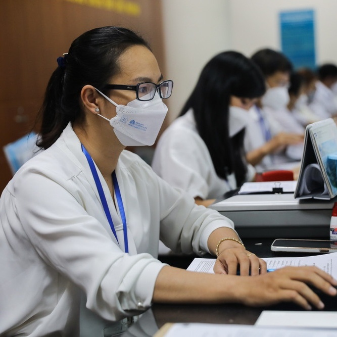 Chính thức: Giữ nguyên lương, phụ cấp công chức 6 tháng sau sáp nhập