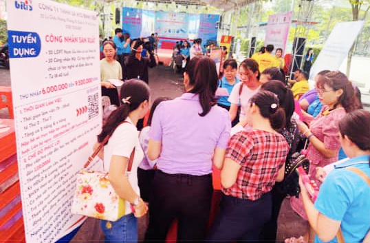 Khi công đoàn vào cuộc, tuyển dụng lao động không còn là bài toán khó Khi công đoàn vào cuộc, tuyển dụng lao động không còn là bài toán khó