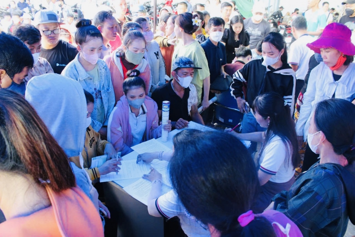 Công đoàn bắt nhịp cầu việc làm, giúp người lao động có tương lai