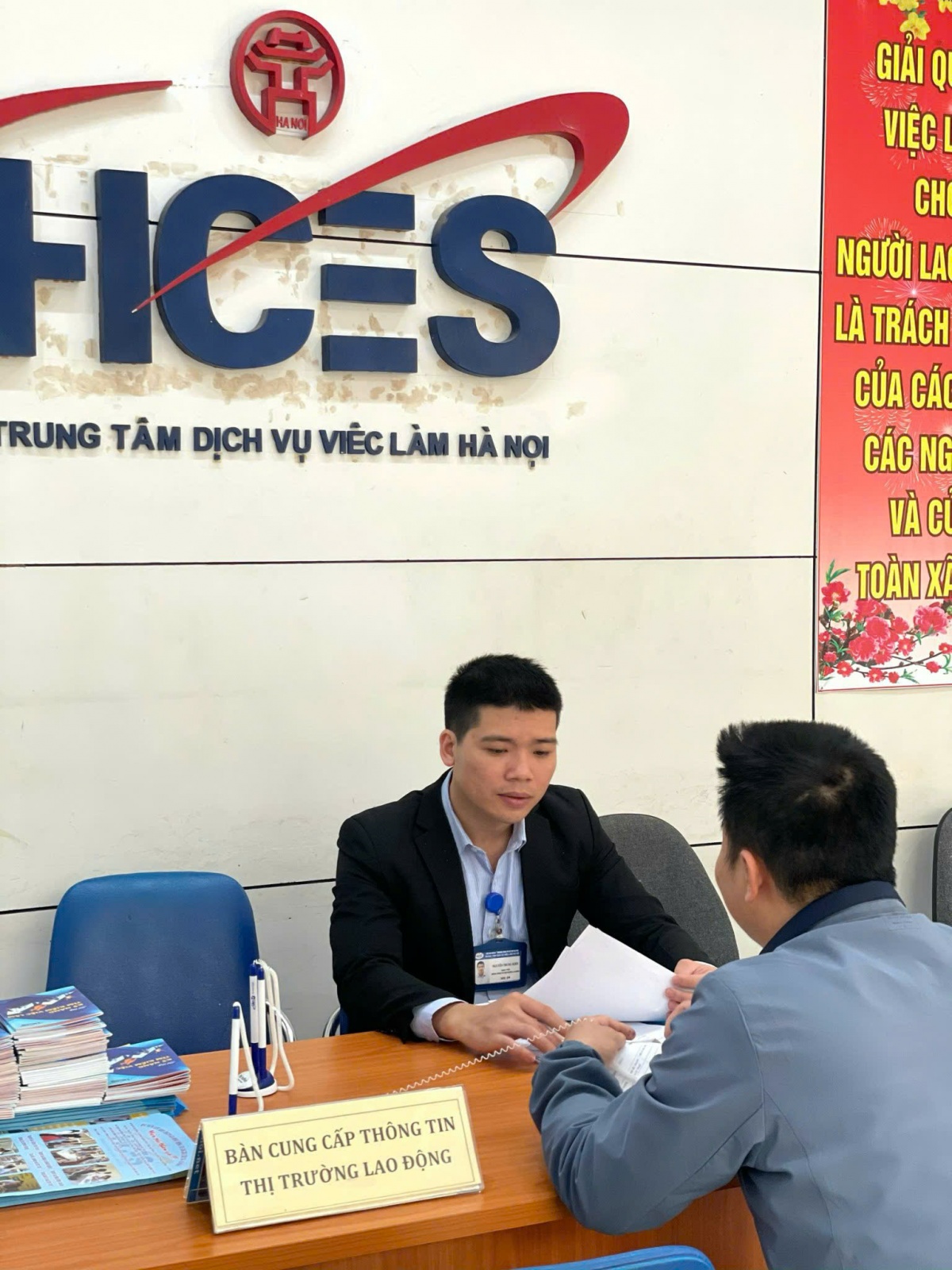 Giao dịch việc làm trực tuyến: Hướng đi chiến lược trong kết nối cung – cầu lao động Giao dịch việc làm trực tuyến: Hướng đi chiến lược trong kết nối cung – cầu lao động