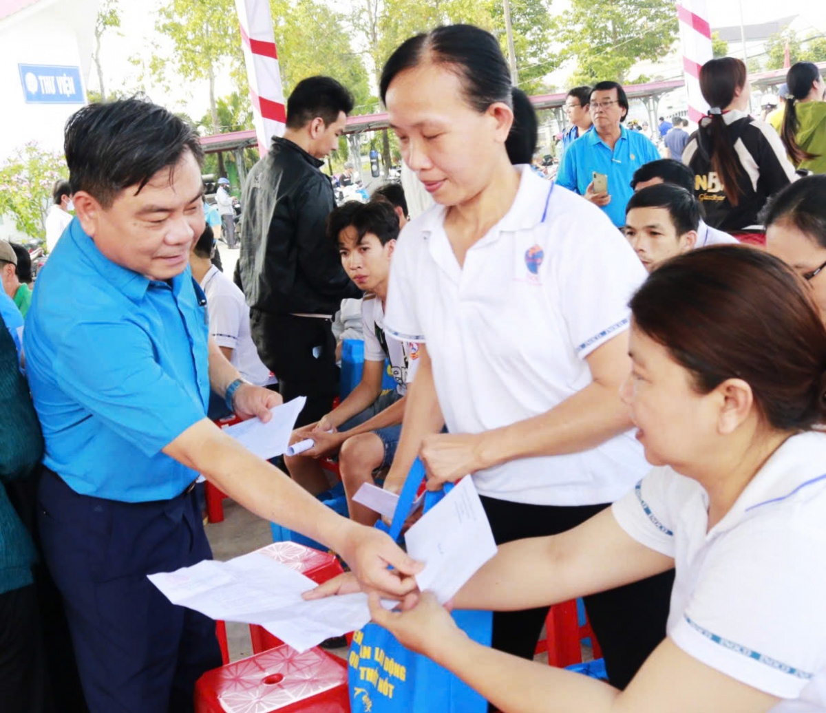 Chung tay vì an toàn lao động: Những nỗi đau không được phép lặp lại Chung tay vì an toàn lao động: Những nỗi đau không được phép lặp lại