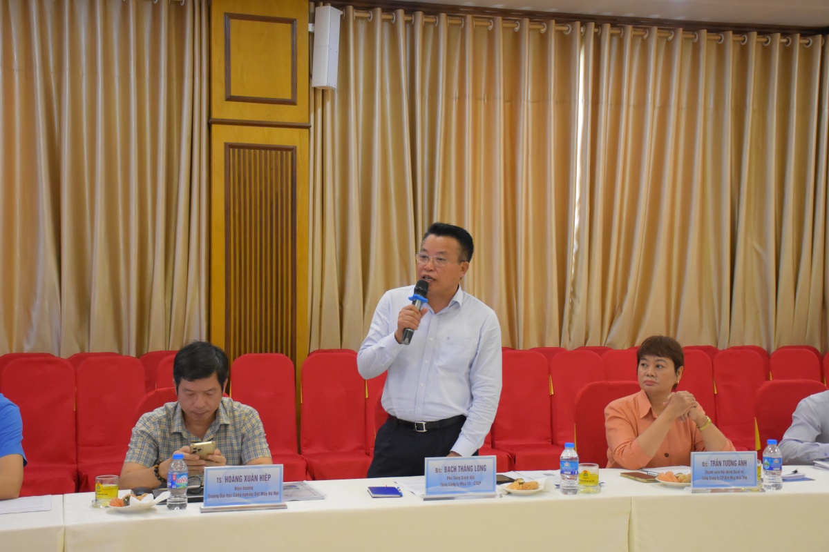 Bài 2: Thiếu thông tin - Vùng tối trong quan hệ lao động ngành May