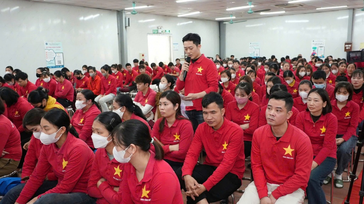 Bài 2: Thiếu thông tin - Vùng tối trong quan hệ lao động ngành May