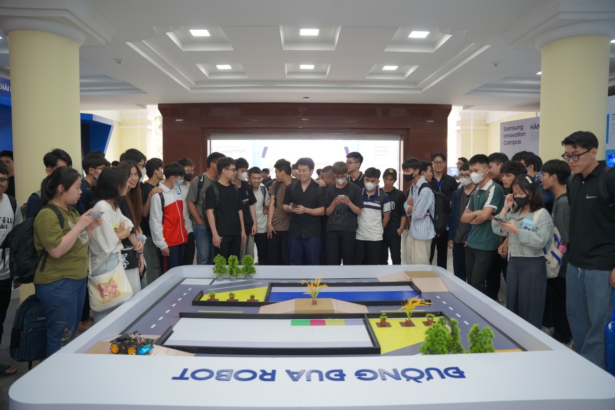 Samsung tiếp tục tổ chức sự kiện SIC TECH DAY 2025 tại Hà Nội