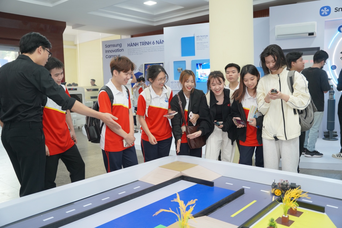 Samsung tiếp tục tổ chức sự kiện SIC TECH DAY 2025 tại Hà Nội