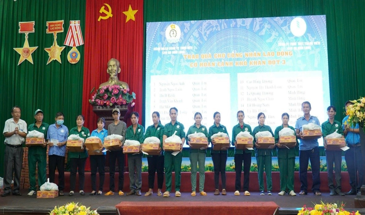 Nông trường Xa Trạch – Ngôi nhà lớn vun đắp hạnh phúc người lao động Nông trường Xa Trạch – Ngôi nhà lớn vun đắp hạnh phúc người lao động