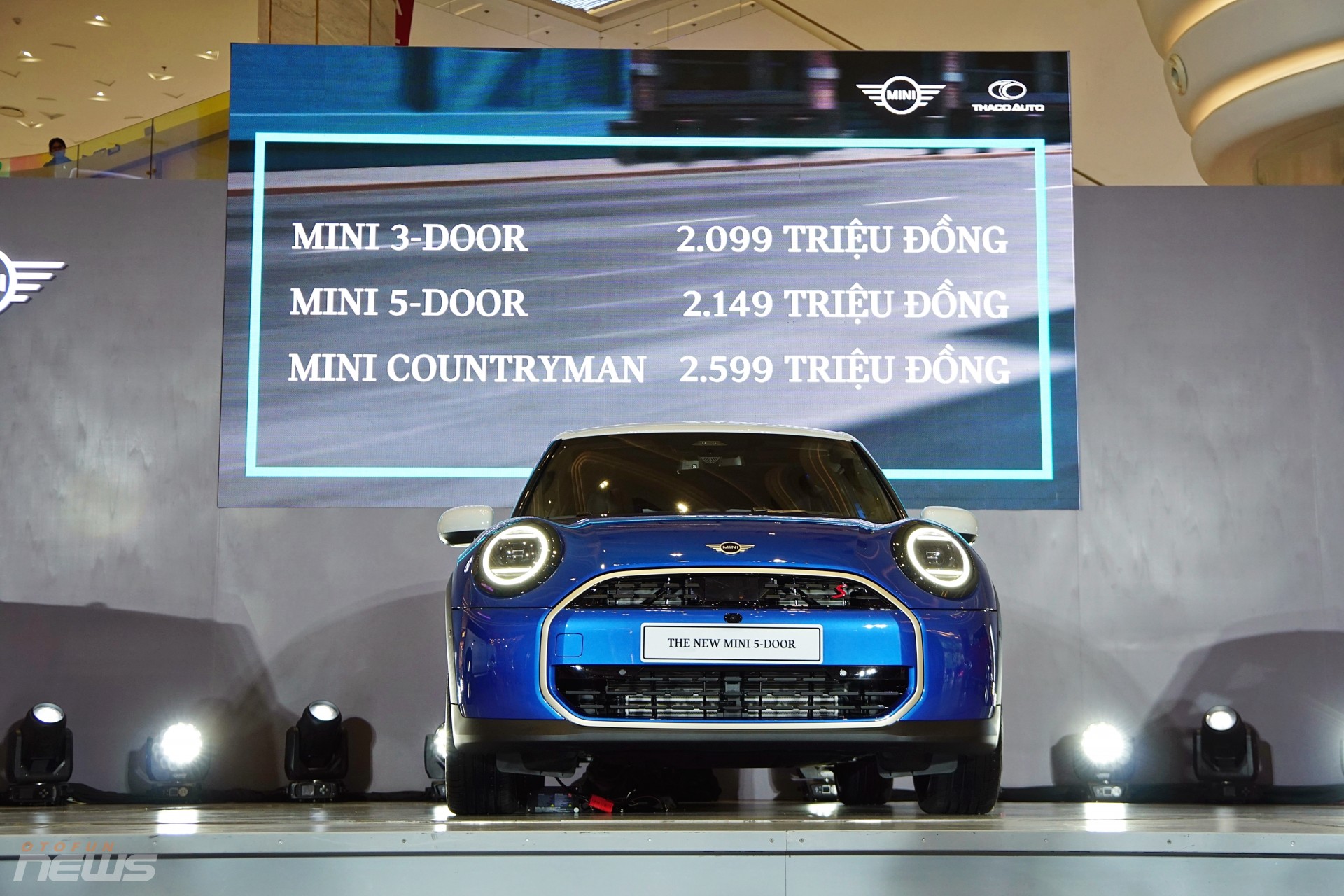 Mini Cooper S phiên bản 5 cửa: Hatchback hạng sang, không đối thủ tại Việt Nam Mini Cooper S phiên bản 5 cửa: Hatchback hạng sang, không đối thủ tại Việt Nam