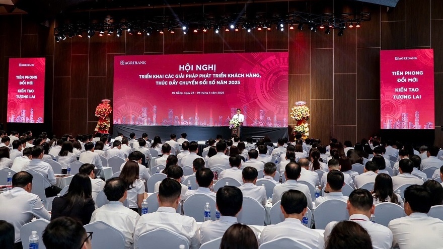 Agribank triển khai các giải pháp phát triển khách hàng, thúc đẩy chuyển đổi số năm 2025