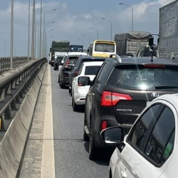 Giao thông cửa ngõ Thủ đô “nóng” dần cuối kỳ nghỉ lễ