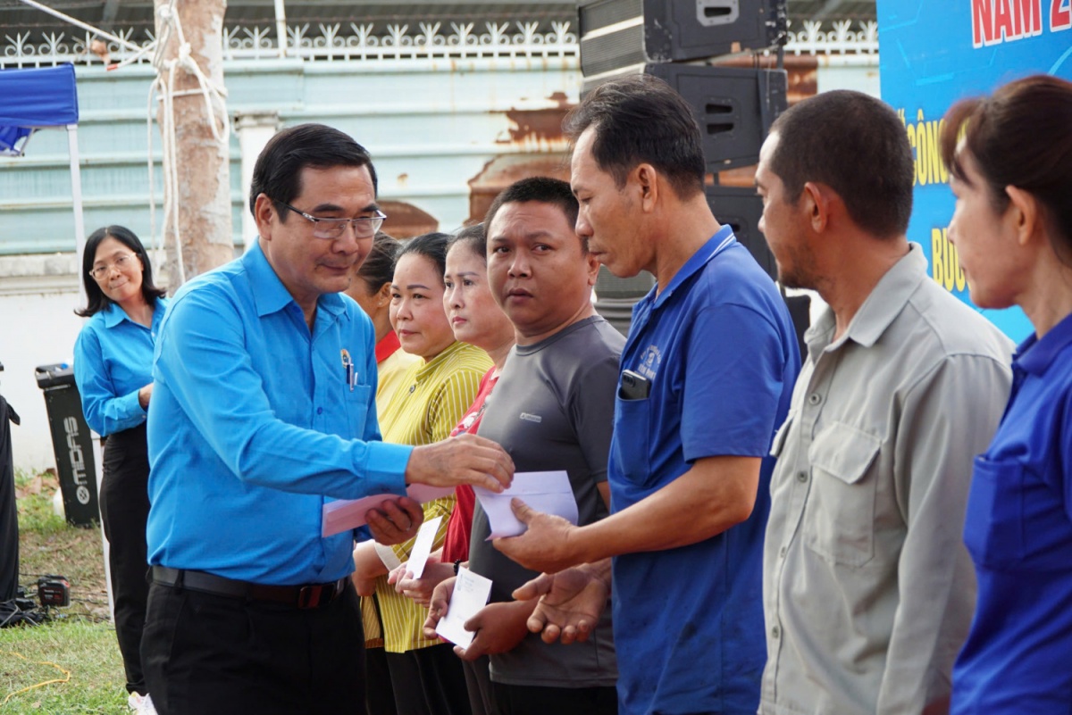 Tây Ninh lan toả Tháng Công nhân: Tri ân và tiếp sức lực lượng lao động