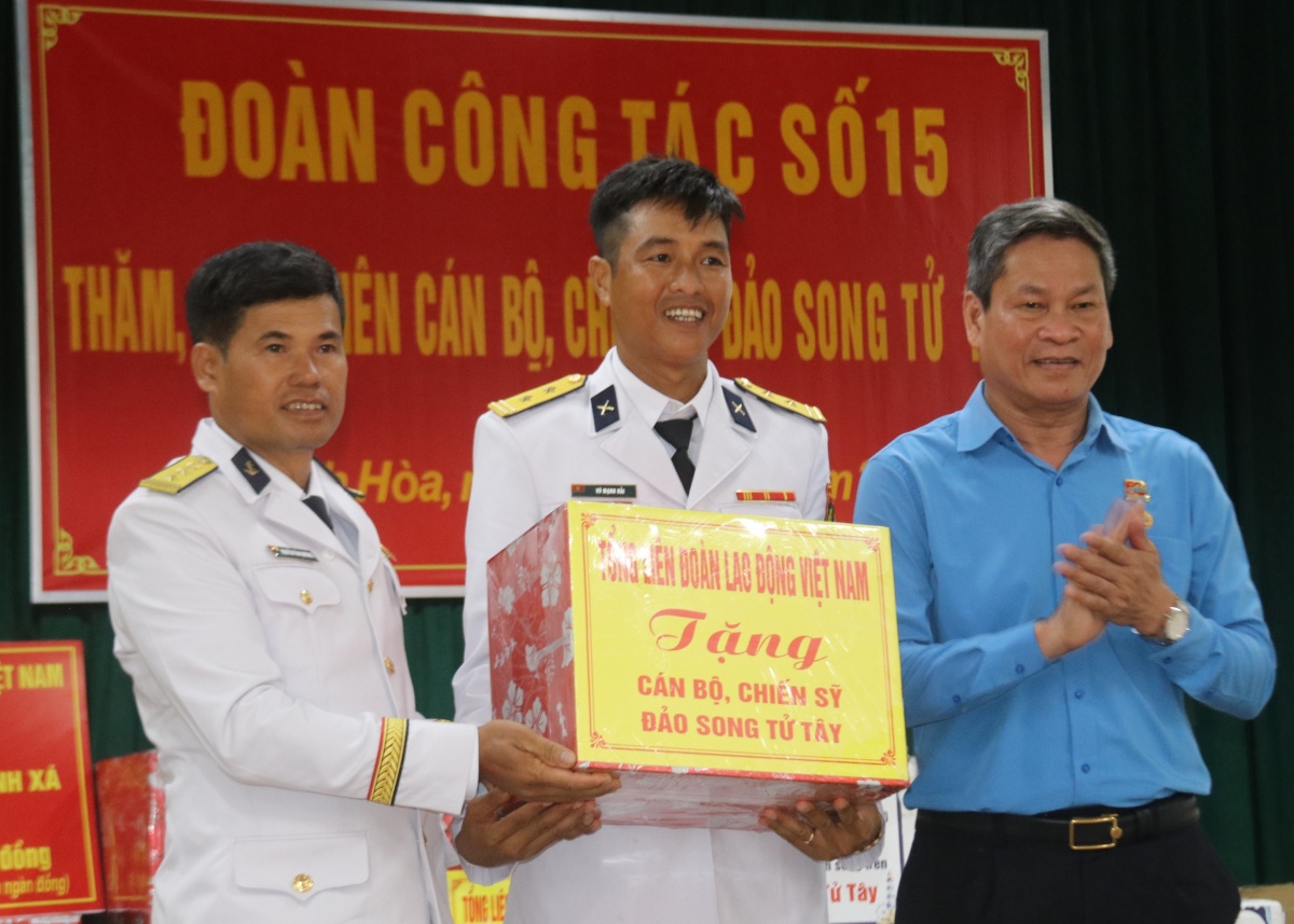 Hành trình vì biển đảo quê hương Hành trình vì biển đảo quê hương