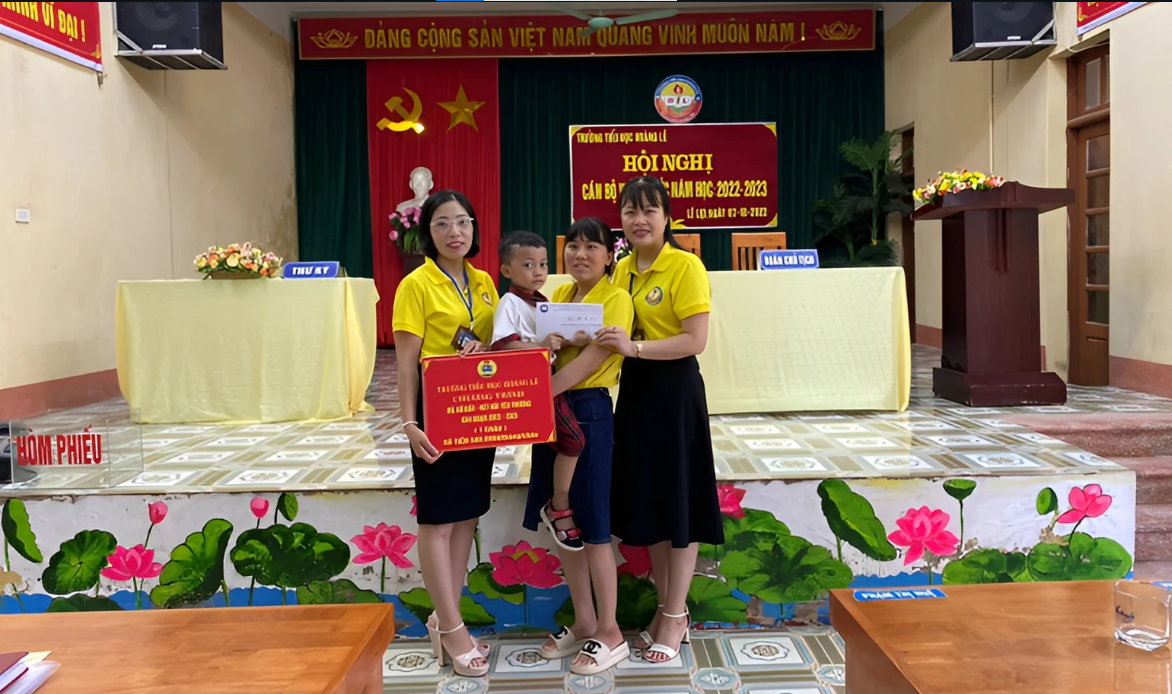 Đóa hướng dương giữa giông bão cuộc đời