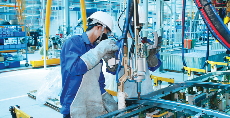 Hướng dẫn mới nhất về thực hiện quản lý lao động, lương thưởng trong doanh nghiệp nhà nước