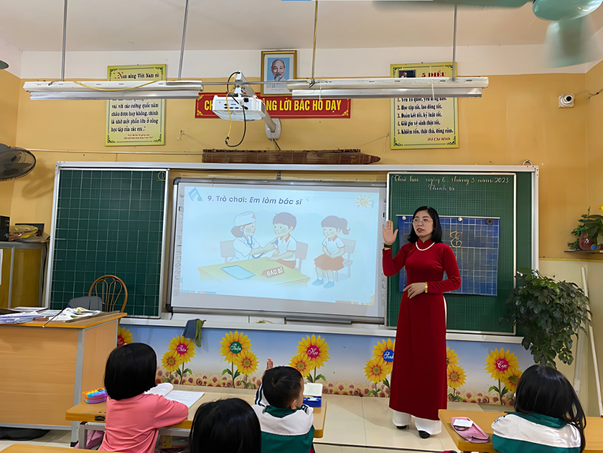 Người giữ ngọn lửa nhiệt huyết và trái tim nhân ái Người giữ ngọn lửa nhiệt huyết và trái tim nhân ái