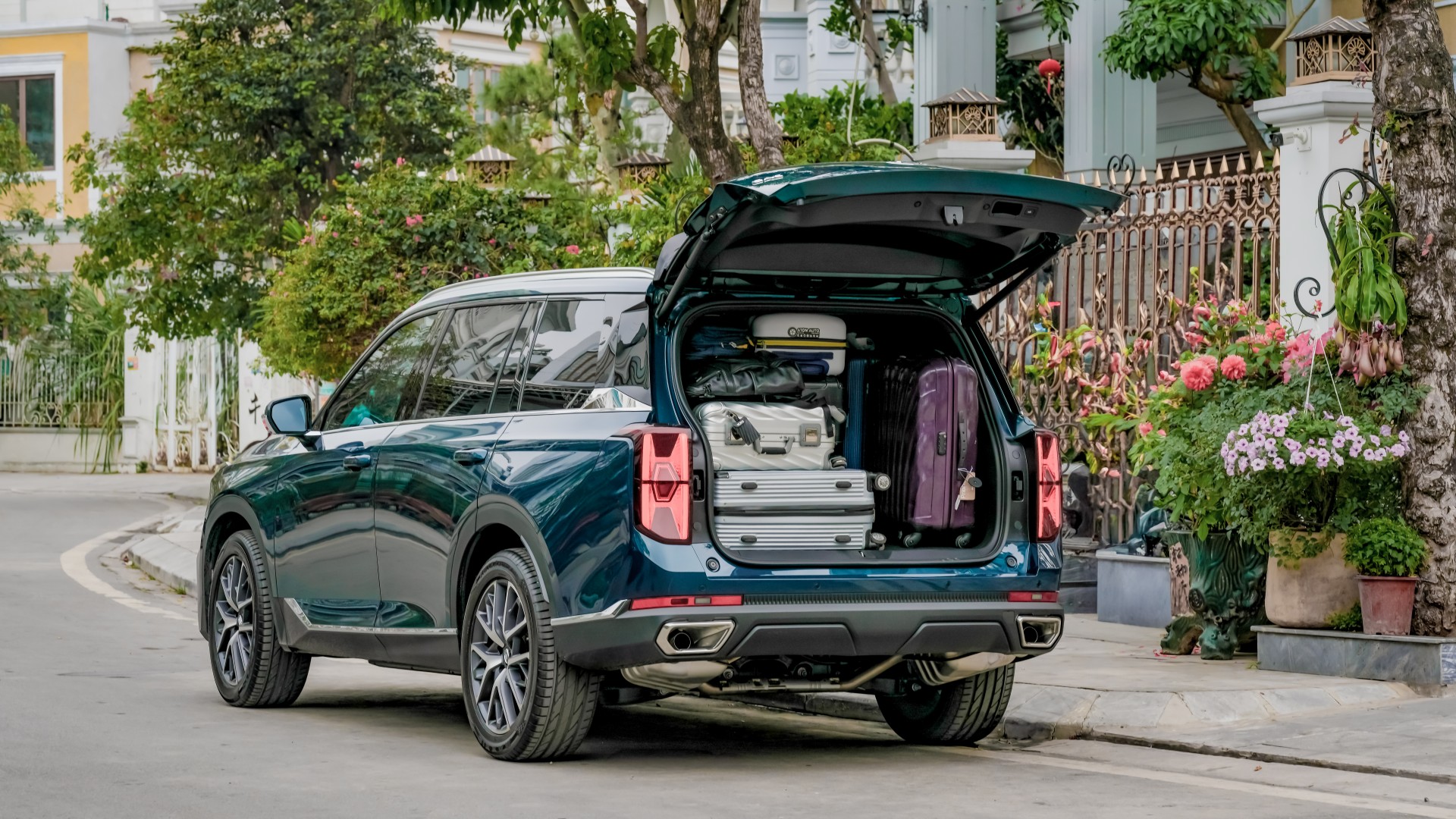 Lái xe sang đón hè rực rỡ Gac Motor Việt Nam triển khai loạt chương trình ưu đãi 5/2025