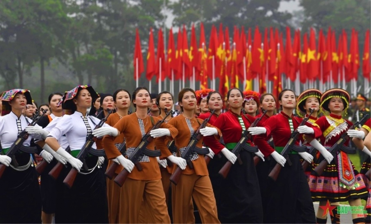 Vai trò trung tâm của Mặt trận Tổ quốc Việt Nam trong khối đại đoàn kết toàn dân Vai trò trung tâm của Mặt trận Tổ quốc Việt Nam trong khối đại đoàn kết toàn dân