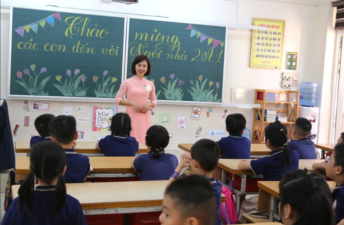 Trả lương dạy thêm giờ cho giáo viên: Gỡ rối bất cập, đảm bảo quyền lợi Trả lương dạy thêm giờ cho giáo viên: Gỡ rối bất cập, đảm bảo quyền lợi