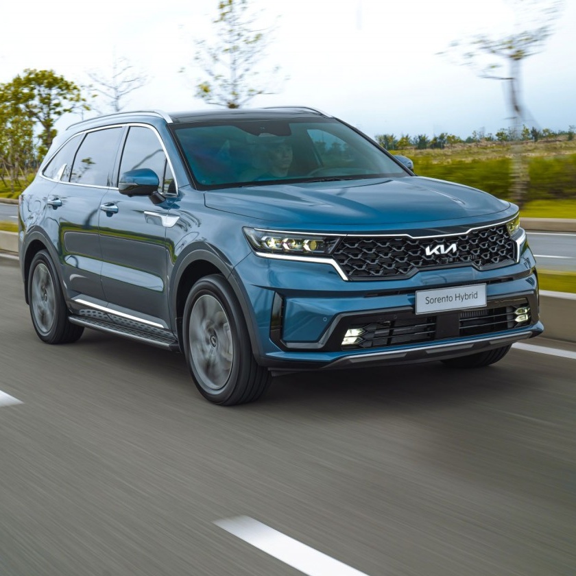 Kia Sorento 2025 có giá dưới 900 triệu đồng, thách thức các đối thủ