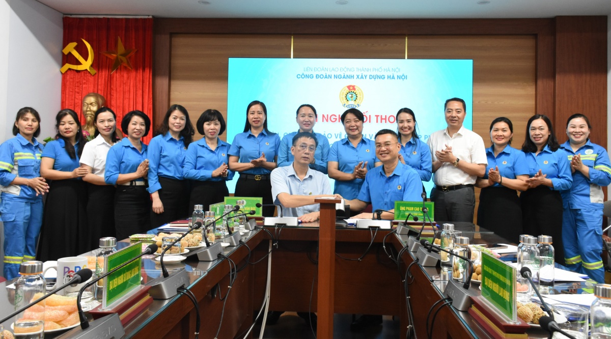 Lắng nghe, hành động vì nữ công nhân môi trường