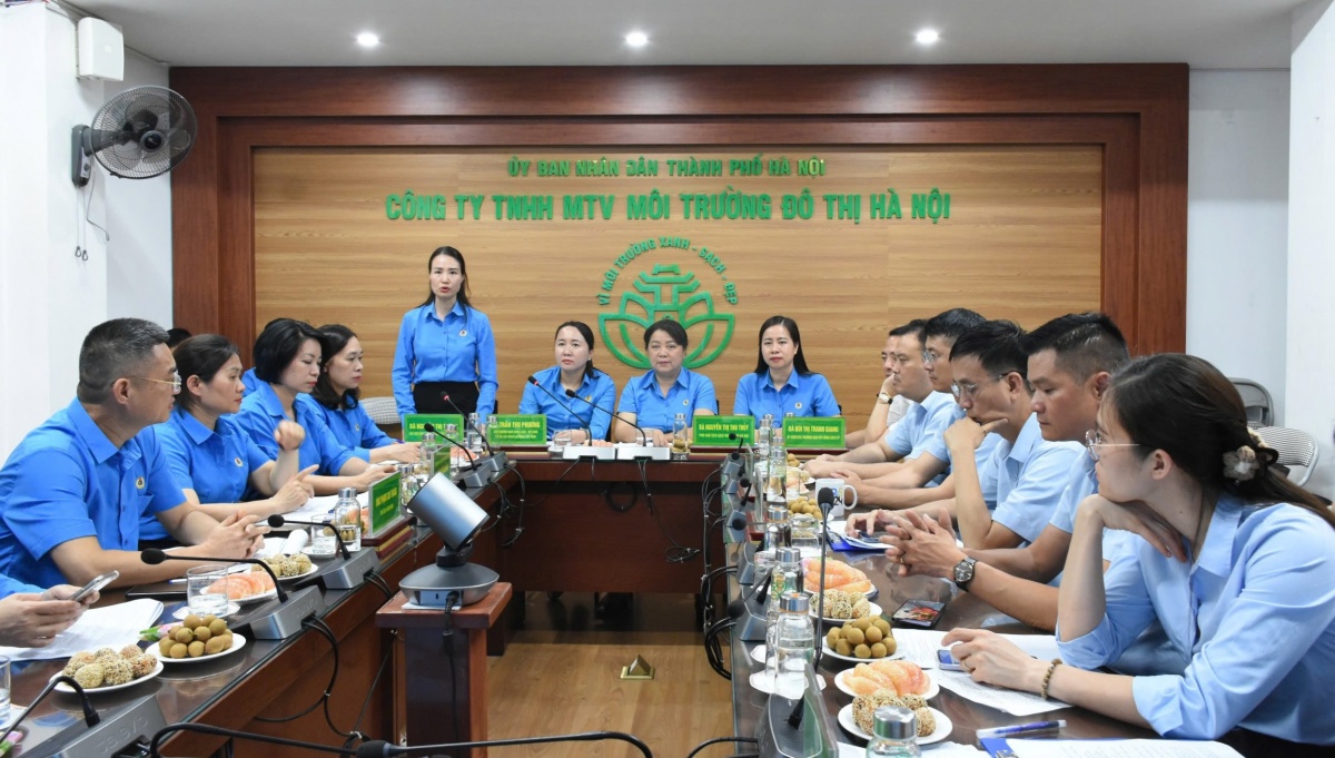 Lắng nghe, hành động vì nữ công nhân môi trường