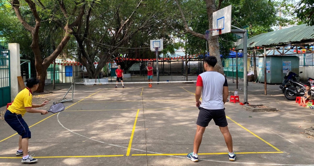 Công đoàn gắn bó, đồng hành – vì một ngôi trường hạnh phúc Công đoàn gắn bó, đồng hành – vì một ngôi trường hạnh phúc