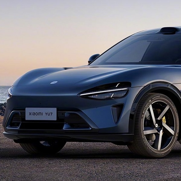 Xe SUV điện Xiaomi YU7 sắp ra mắt giữa bối cảnh chiếc xe đầu tiên đang chuẩn bị vướng vụ kiện tập thể