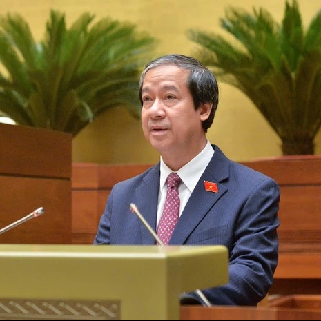 Đề xuất miễn học phí toàn bộ học sinh công lập, hỗ trợ học sinh tư thục