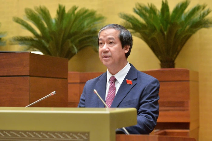 Đề xuất miễn học phí toàn bộ học sinh công lập, hỗ trợ học sinh tư thục