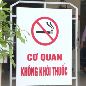 “Vạch trần” sự “hấp dẫn giả tạo” của ngành công nghiệp thuốc lá