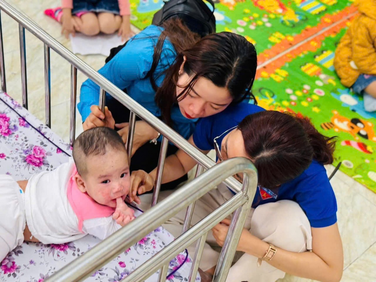 Liên đoàn Lao động quận Hải Châu: Đồng hành cùng giáo viên, vun bồi những điển hình Liên đoàn Lao động quận Hải Châu: Đồng hành cùng giáo viên, vun bồi những điển hình