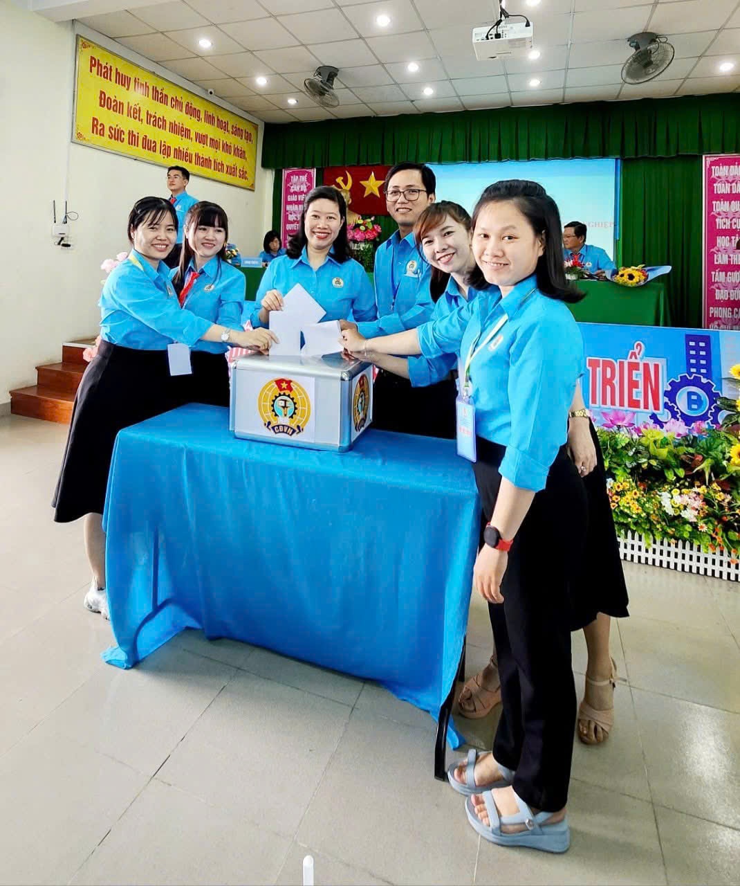 Đồng hành với lao động ngành Giáo dục trong thời đại đổi mới