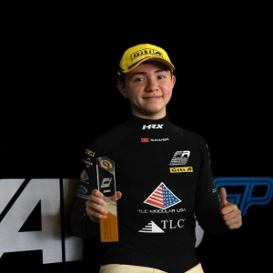 Alex Sawer Hoàng Đạt khuấy đảo giải đua F4 Đông Nam Á 2025