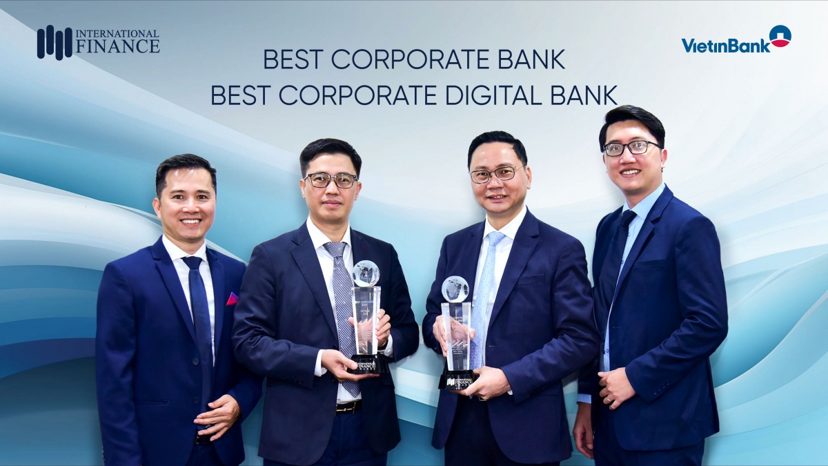 Khối KHDN VietinBank nhận giải thưởng