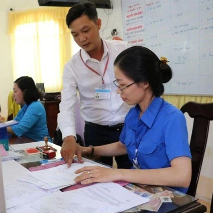 Cán bộ, công chức xã, phường mới phải đáp ứng những tiêu chí nào?