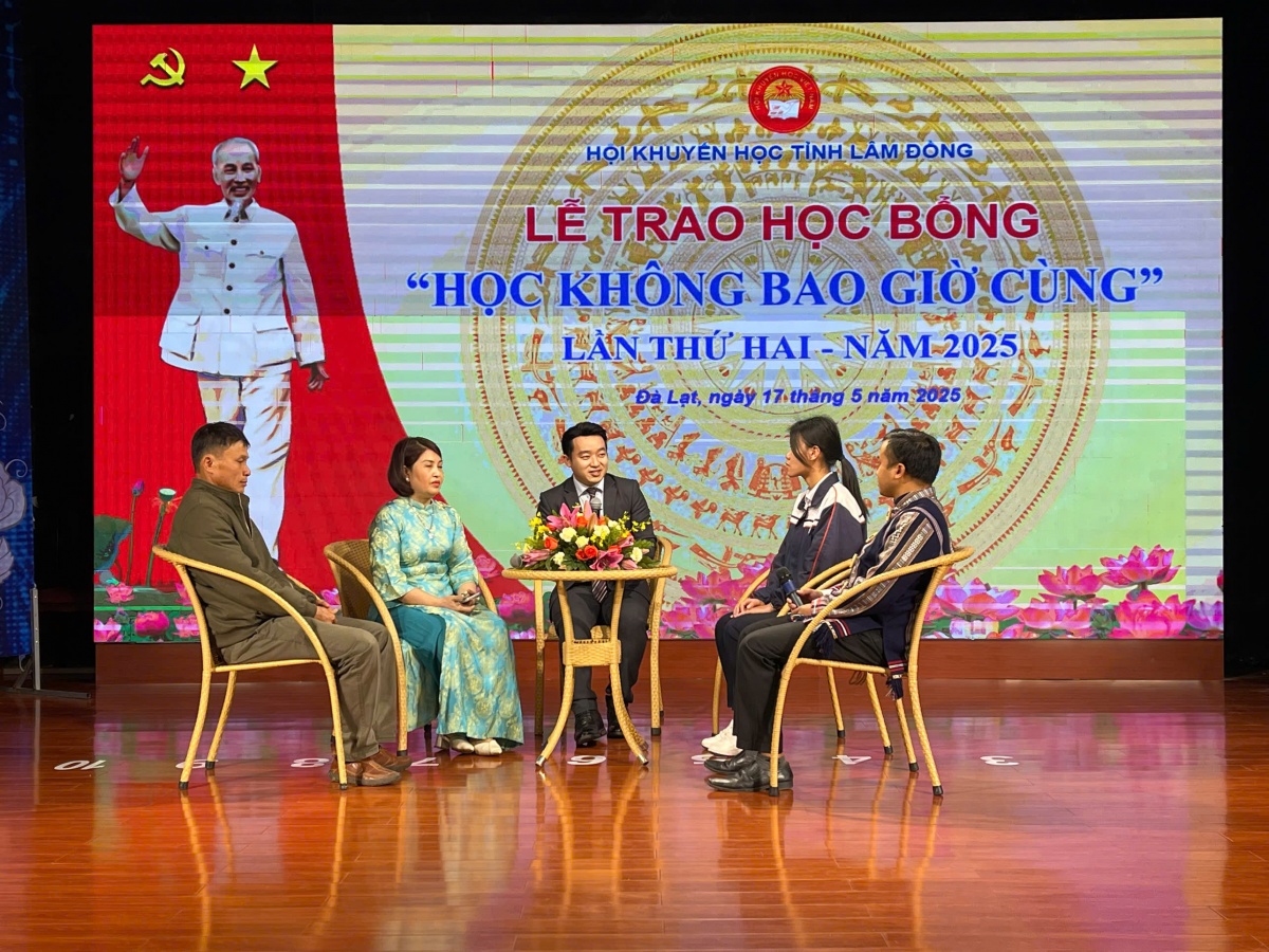 Những gương sáng "Học không bao giờ cùng" ở Lâm Đồng Những gương sáng "Học không bao giờ cùng" ở Lâm Đồng