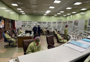 Những vòng tay không khoảng cách