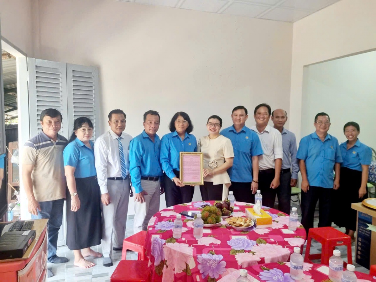 “Mái ấm Công đoàn” nâng bước nữ đoàn viên xa xứ “Mái ấm Công đoàn” nâng bước nữ đoàn viên xa xứ