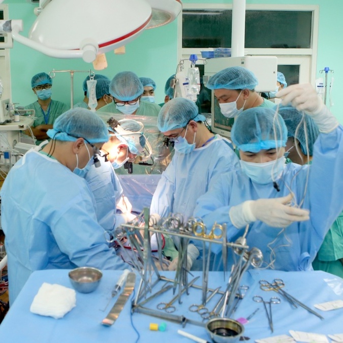 Bệnh viện Trung ương Huế tuyển 1.000 bác sĩ, nhân viên