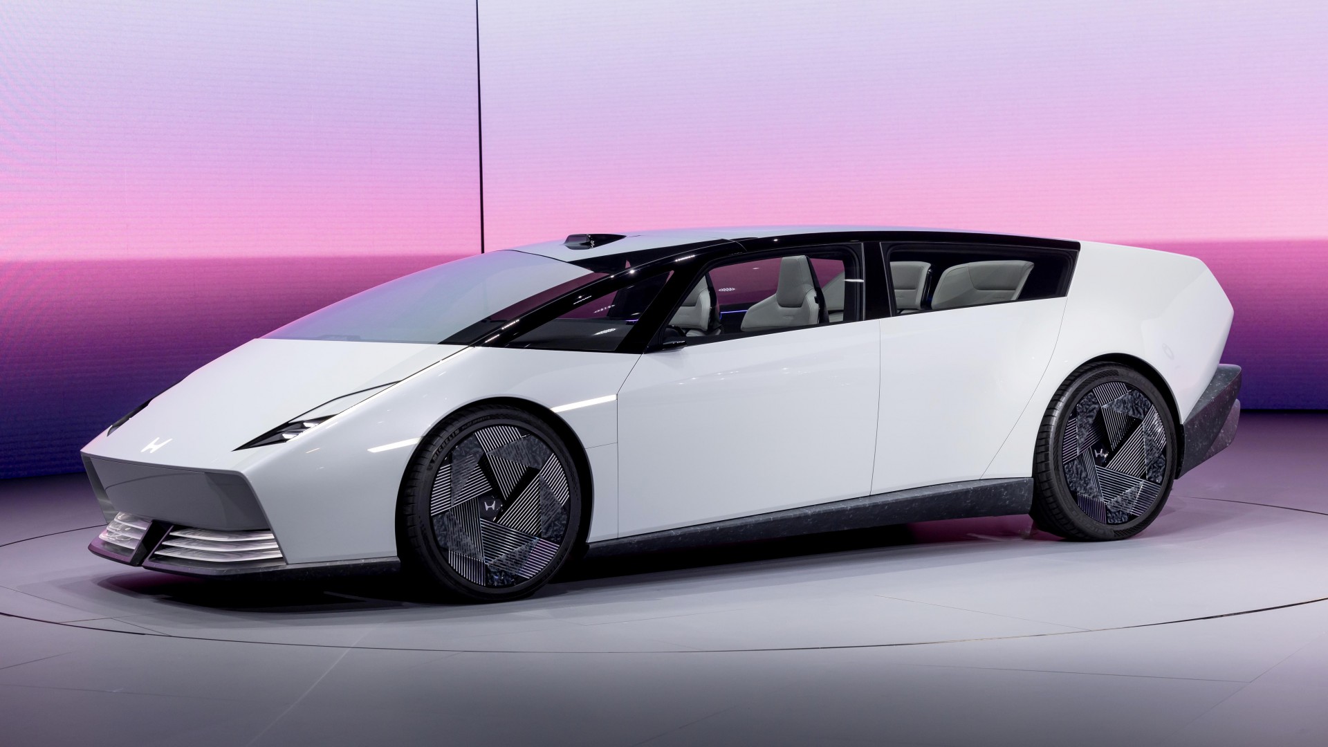 Honda đặt mục tiêu sản xuất xe hybrid tiết kiệm nhiên liệu nhất thế giới Honda đặt mục tiêu sản xuất xe hybrid tiết kiệm nhiên liệu nhất thế giới