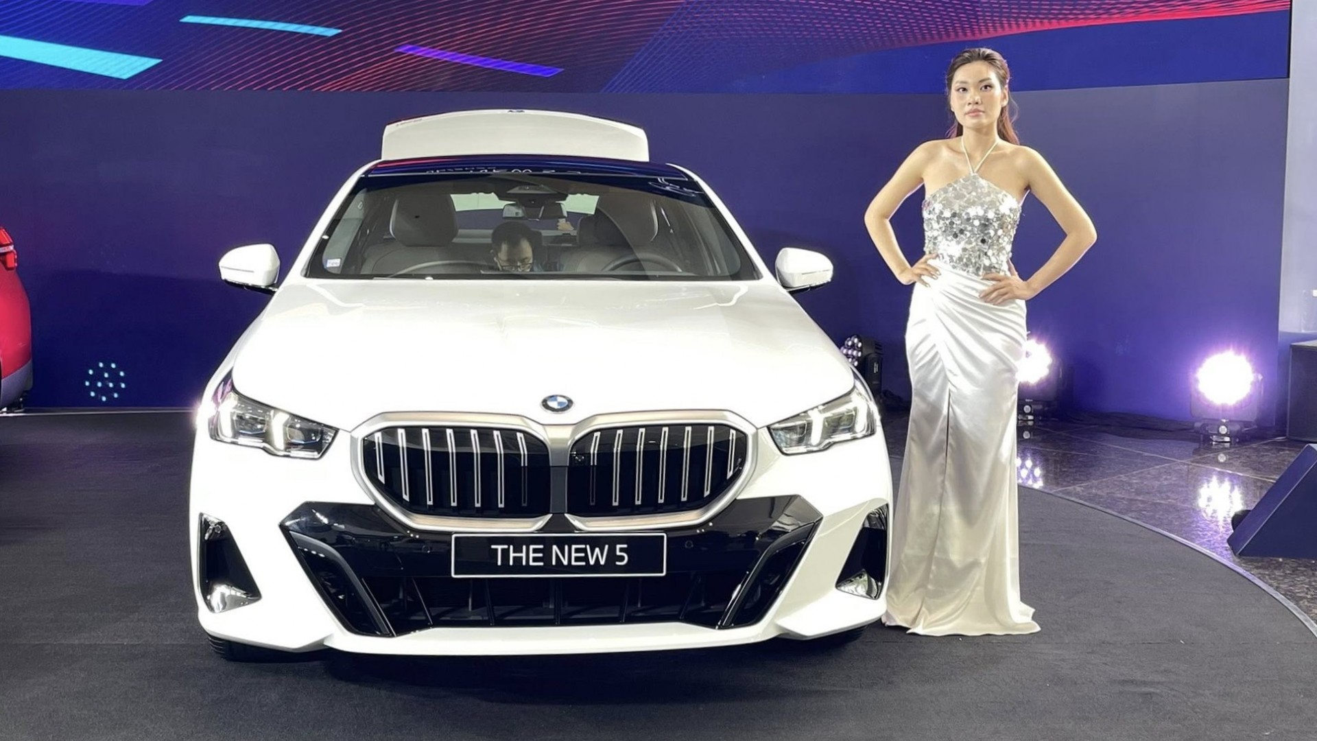 BMW X3 và 5 Series 2025 cập bến Việt Nam, nhiều công nghệ chưa từng có BMW X3 và 5 Series 2025 cập bến Việt Nam, nhiều công nghệ chưa từng có