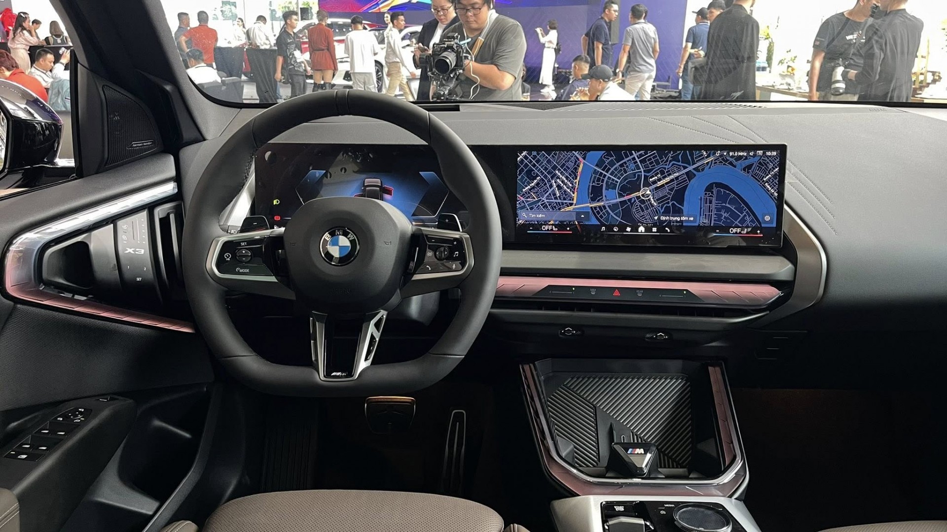 BMW X3 và 5 Series 2025 cập bến Việt Nam, nhiều công nghệ chưa từng có BMW X3 và 5 Series 2025 cập bến Việt Nam, nhiều công nghệ chưa từng có