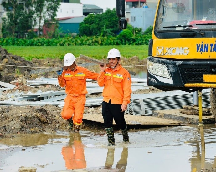 Vòng tay Công đoàn: Chắp cánh khát vọng đường dây 500kV mạch 3