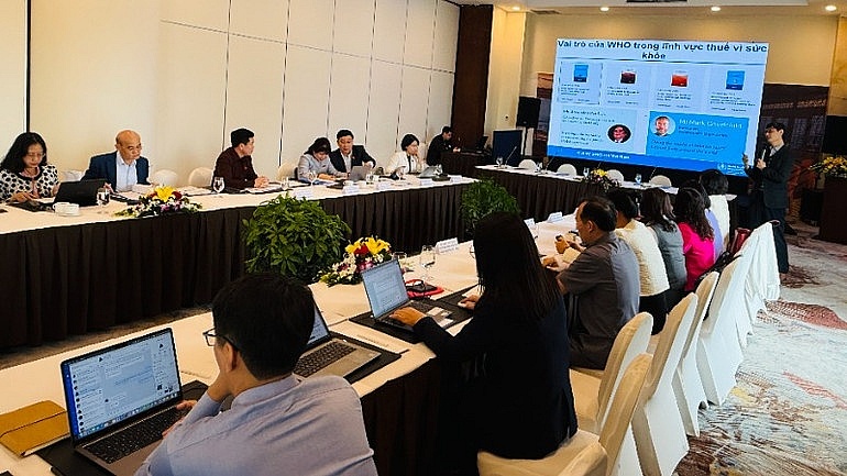 Lợi ích kép từ tăng thuế thuốc lá - Cơ hội vàng để bảo vệ sức khỏe và thúc đẩy tăng trưởng kinh tế Lợi ích kép từ tăng thuế thuốc lá - Cơ hội vàng để bảo vệ sức khỏe và thúc đẩy tăng trưởng kinh tế