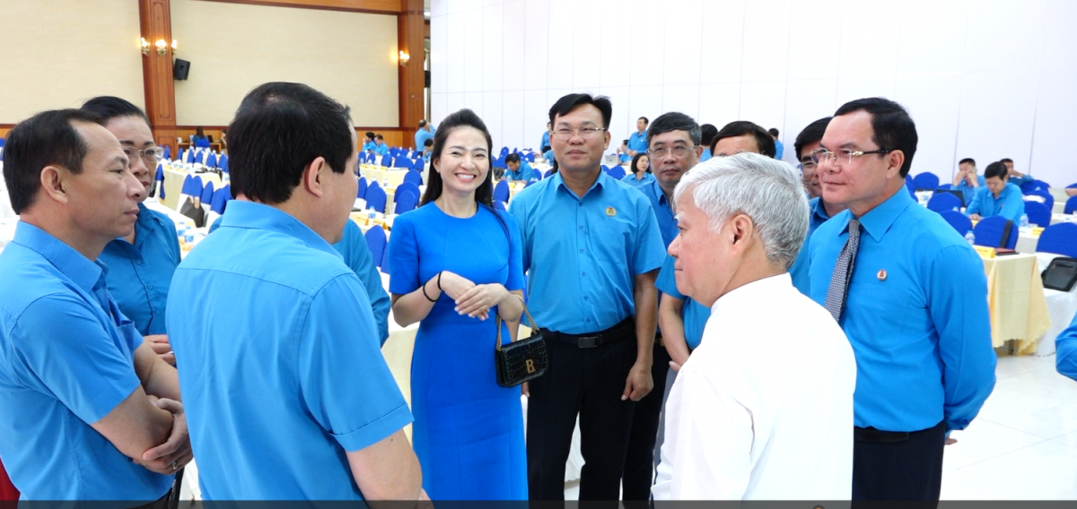 Bình tĩnh và tin tưởng