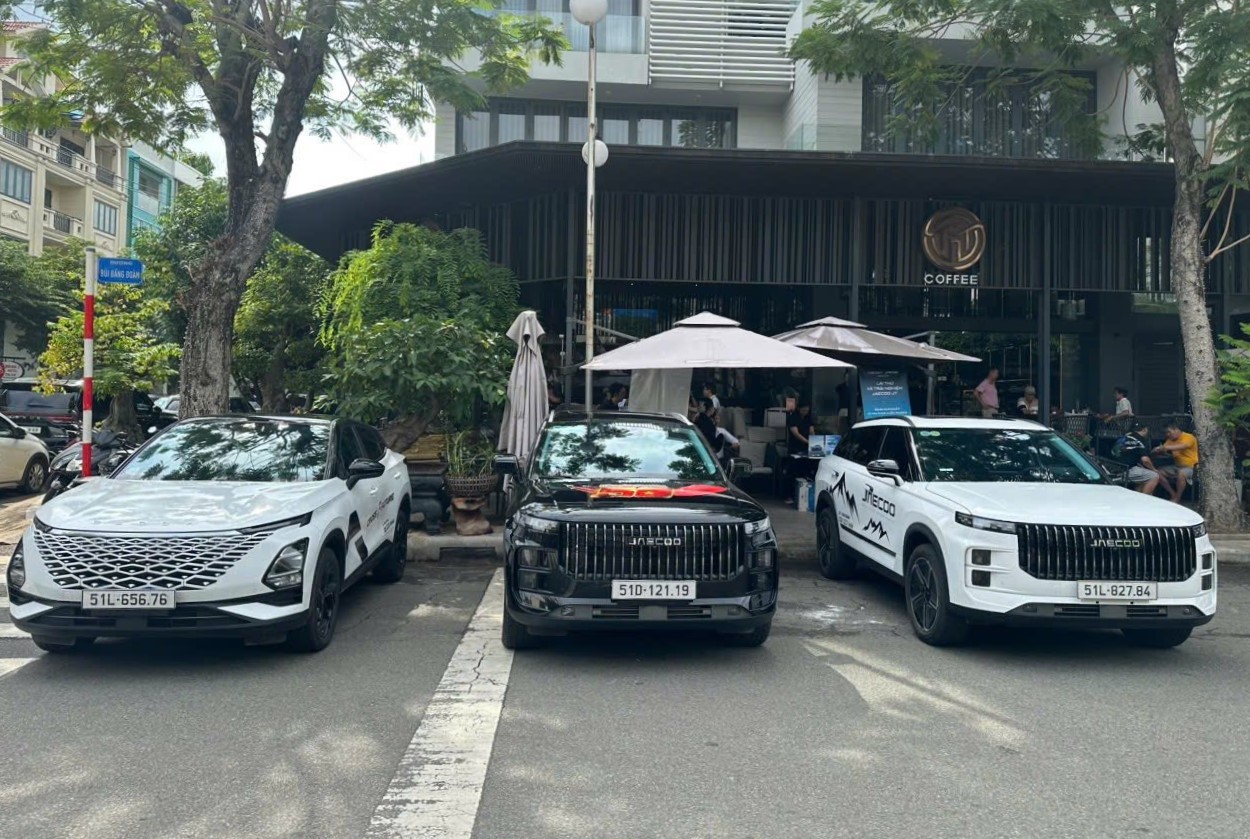 Omoda C5 và Jaecoo J7 tiếp tục giảm giá, kéo dài từ khi ra mắt đến nay Omoda C5 và Jaecoo J7 tiếp tục giảm giá, kéo dài từ khi ra mắt đến nay