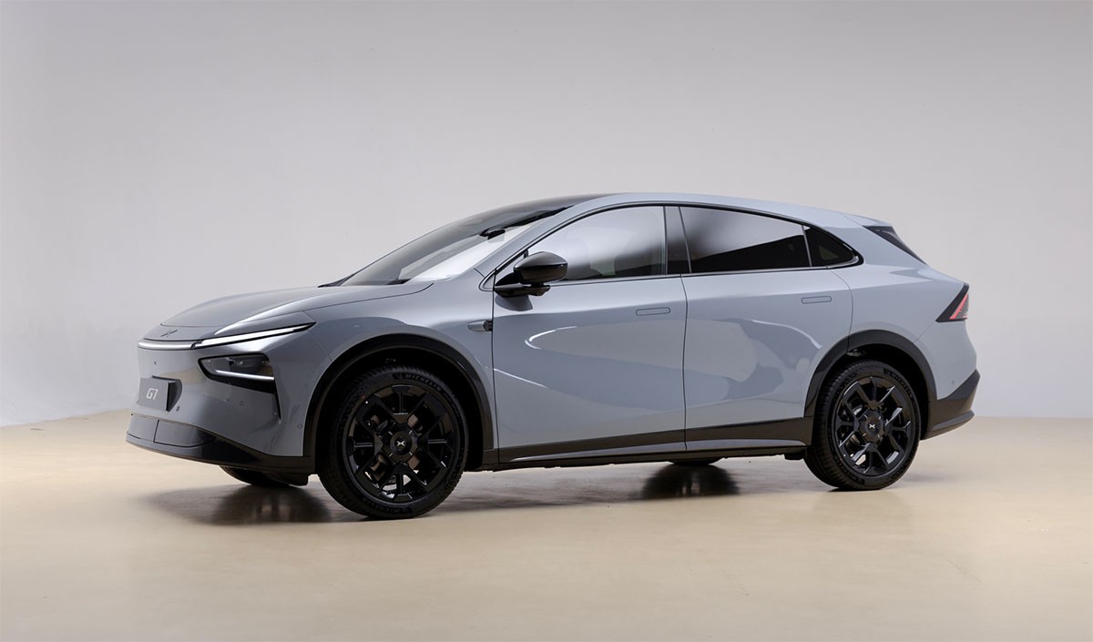 SUV điện Xpeng G7 trình làng với HUD công nghệ AR và chip AI hỗ trợ tự lái
