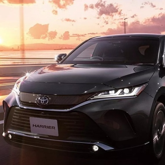 Toyota Harrier 2025 ra mắt với nhiều nâng cấp, giá quy đổi chỉ 666 triệu đồng