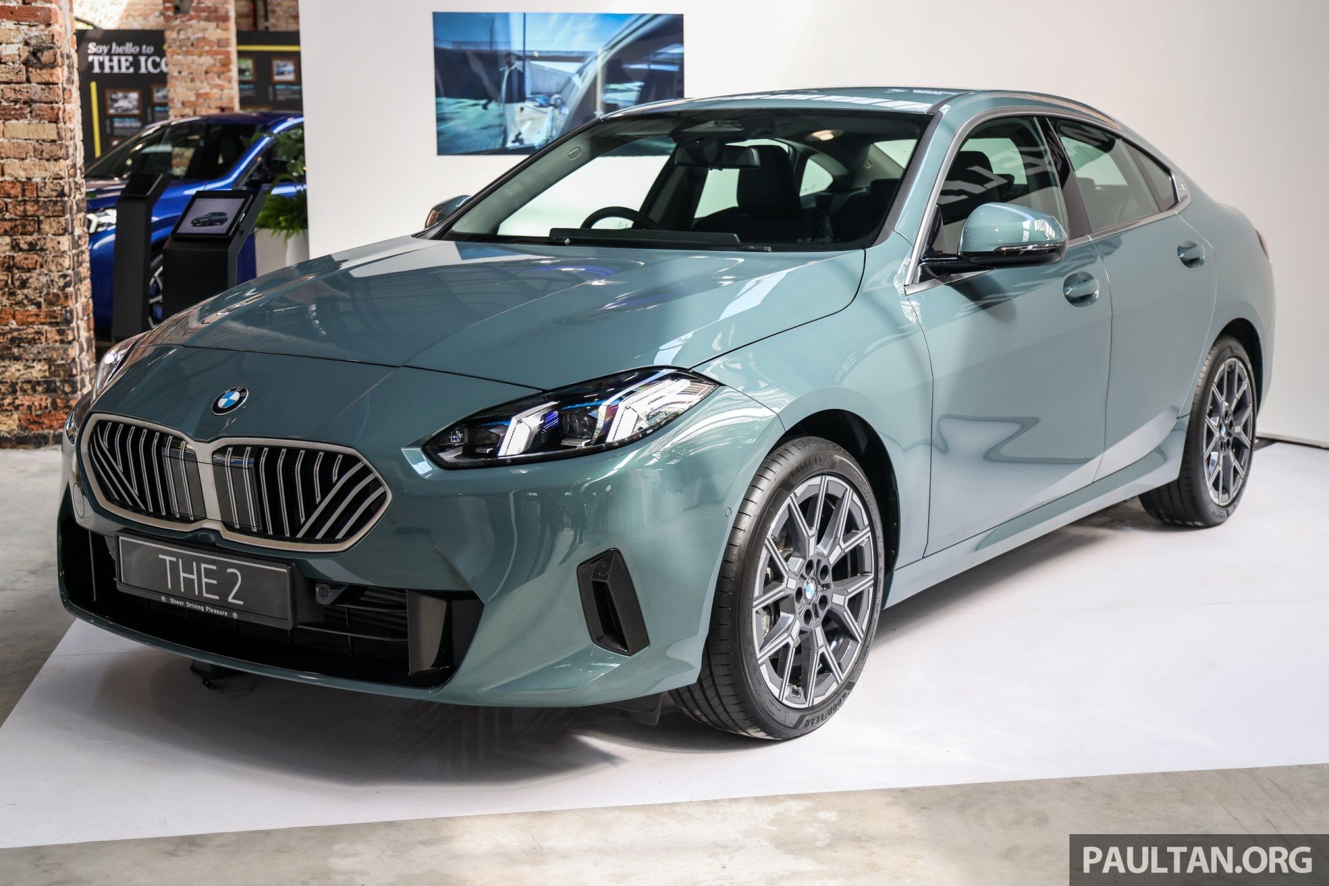 BMW 2 Series Gran Coupe thế hệ mới ra mắt, gây tranh cãi vì 'hao hao xe Trung Quốc' BMW 2 Series Gran Coupe thế hệ mới ra mắt, gây tranh cãi vì 'hao hao xe Trung Quốc'